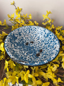 Vintage blue and white farmhouse splatter swirl strainer colander
