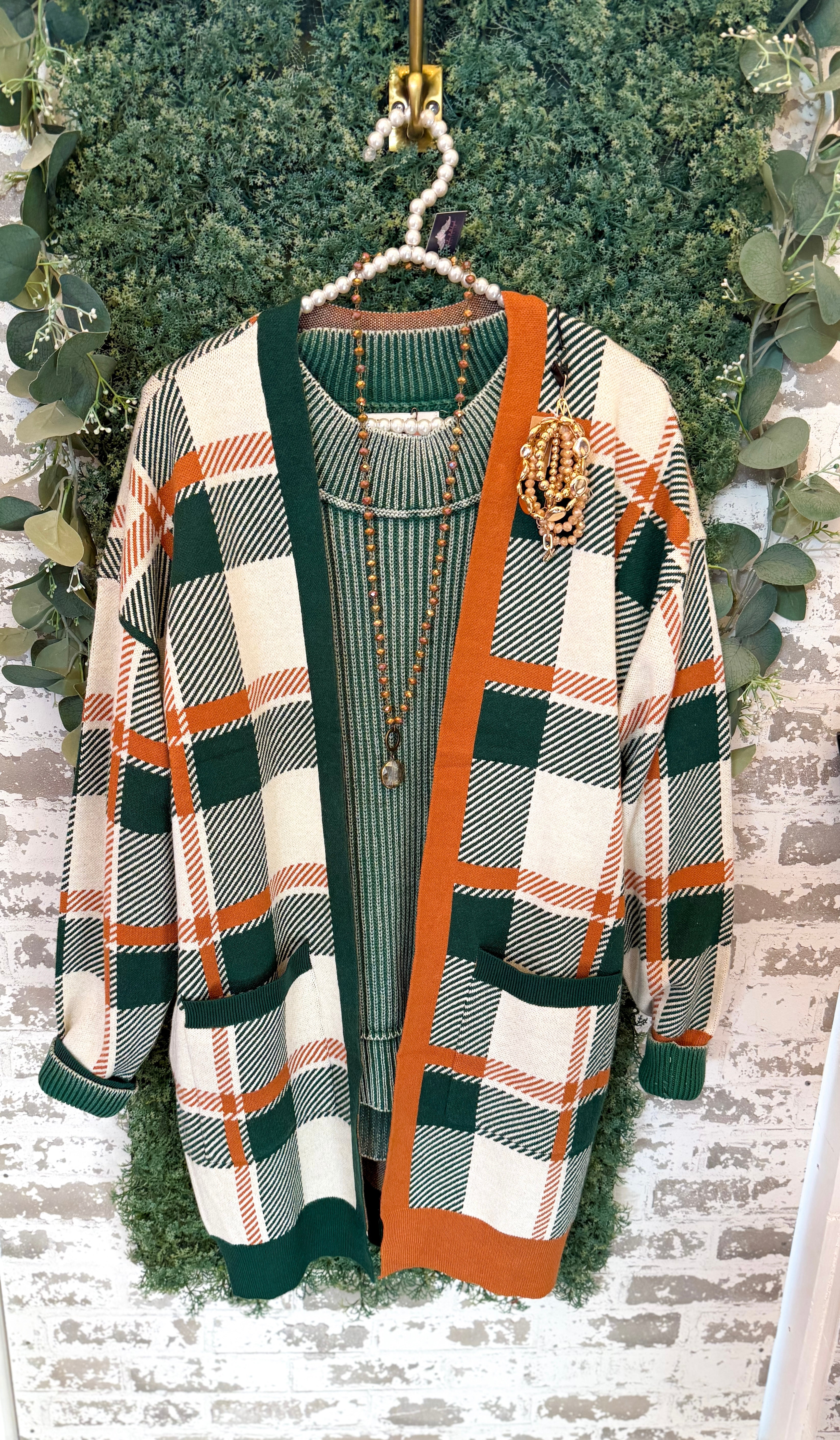 ✨CYBER MONDAY✨ Umgee plaid cardigan