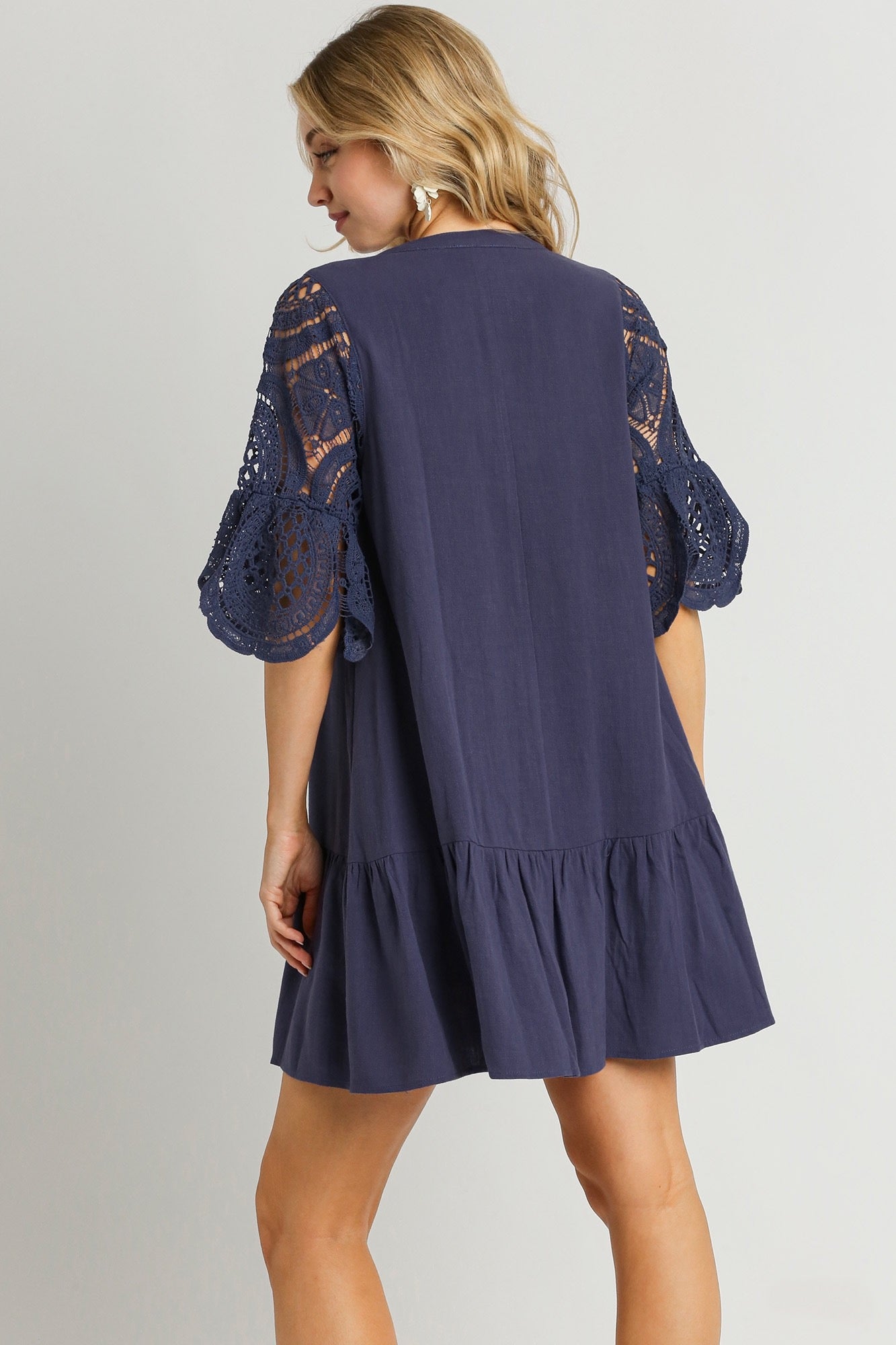 Umgee navy lace sleeve linen tiered dress with side pockets