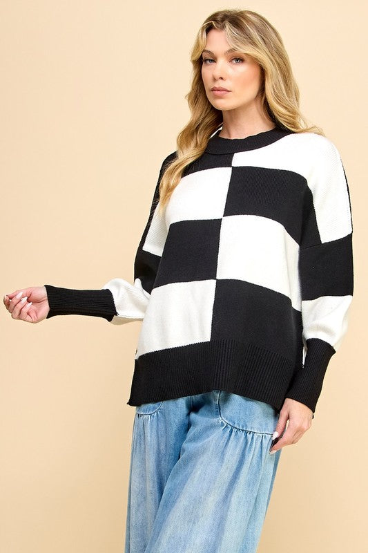 Black & White Checkered Sweater by Veveret