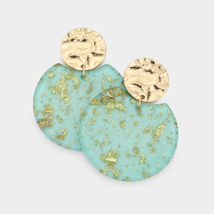 Gold flake round earrings